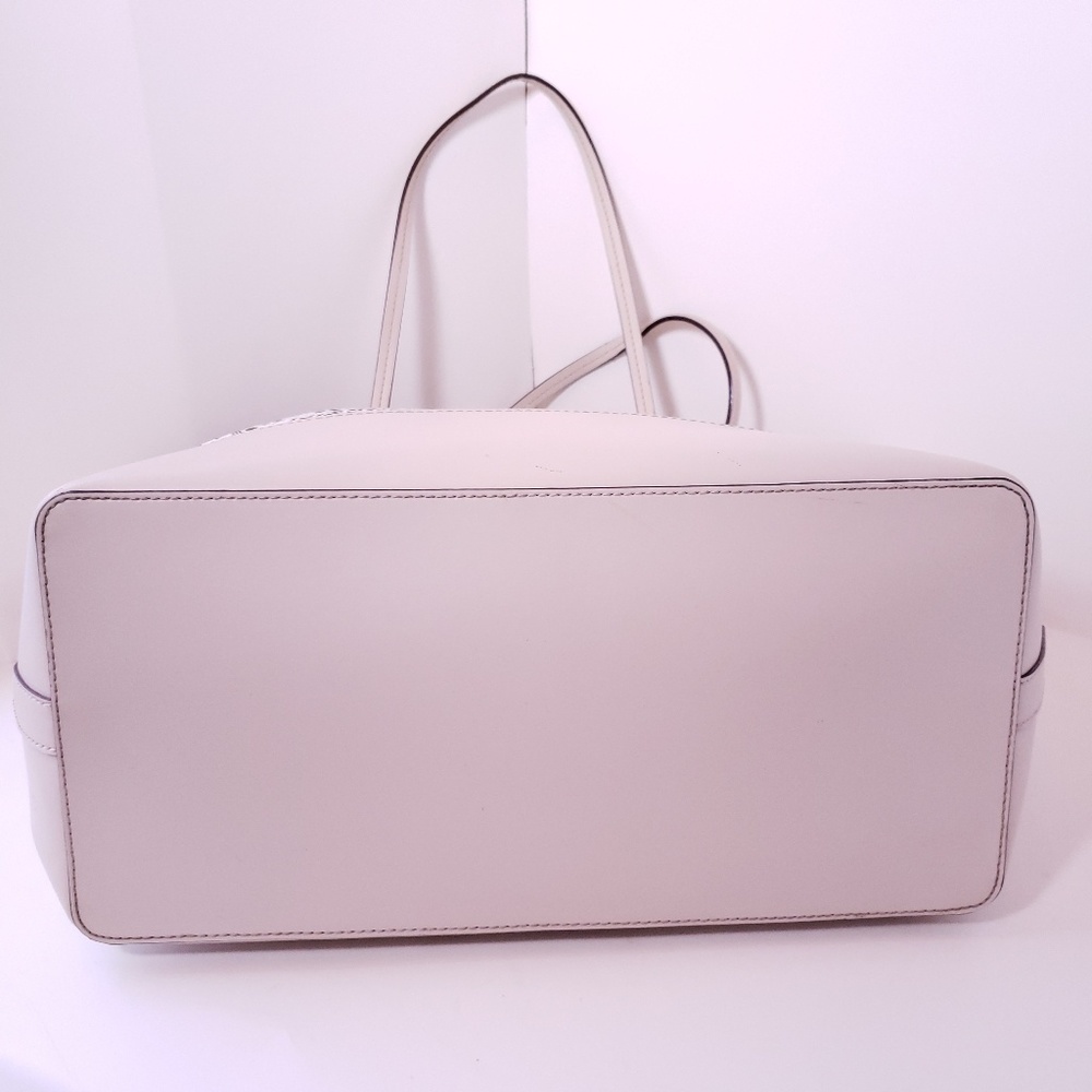 Kate Spade spring flower tote - Picture 4 of 8